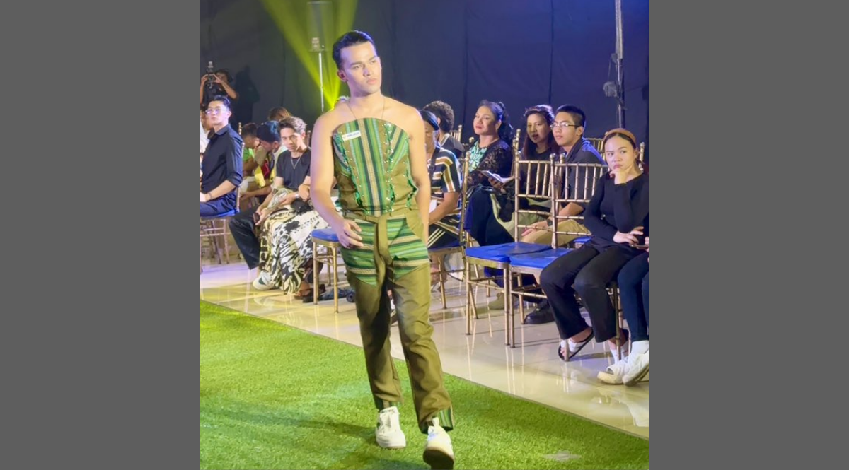 আন্তর্জাতিক ফ্যাশন শোতে প্রকৃতি সুরক্ষার বার্তা দিলেন রিফাত